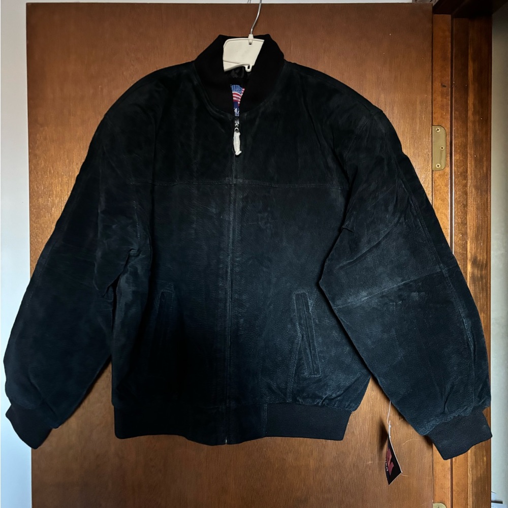 Men’s Black Suede Bomber Jacket. Size Large